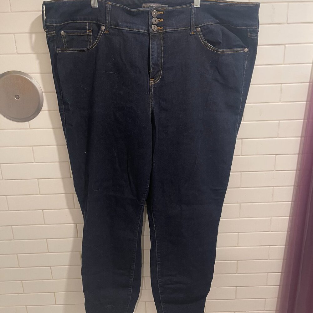 Torrid Jeans -- Dark Wash 26T